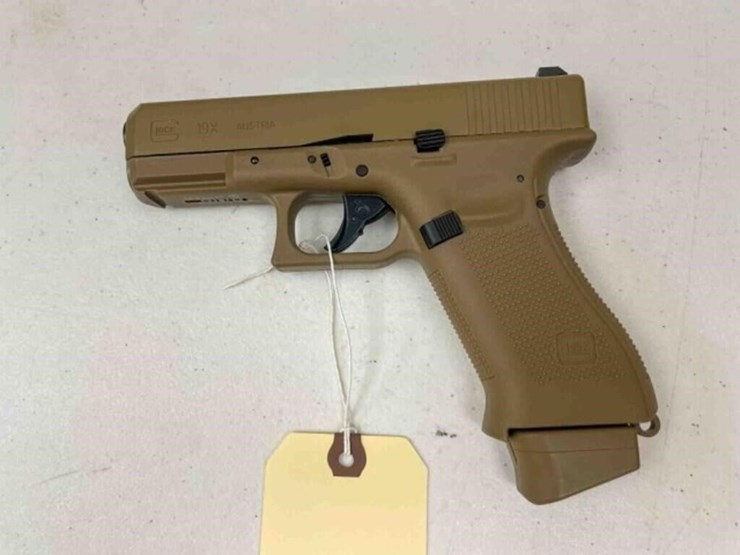 glock-pistol-image-1