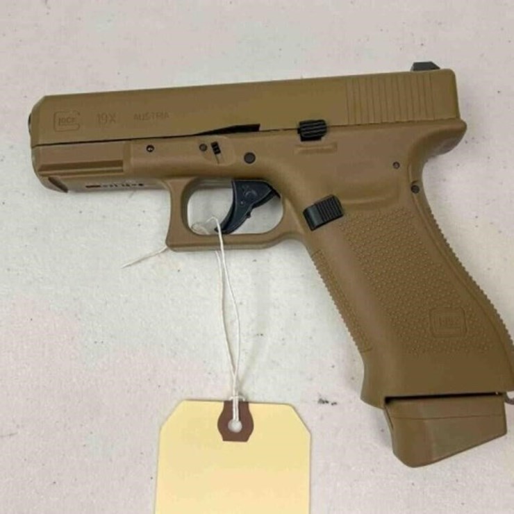 Glock pistol