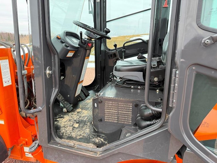 2021-hitachi-zw50-5b-image-44