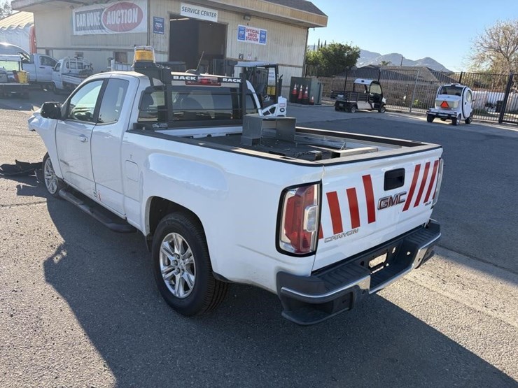 2019-gmc-canyon-sle-image-4