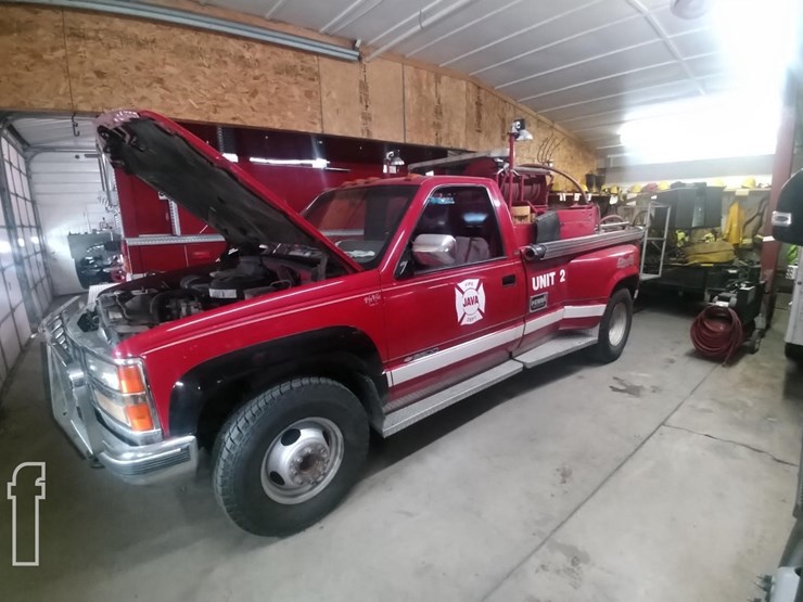 1990-chevrolet-3500-image-2