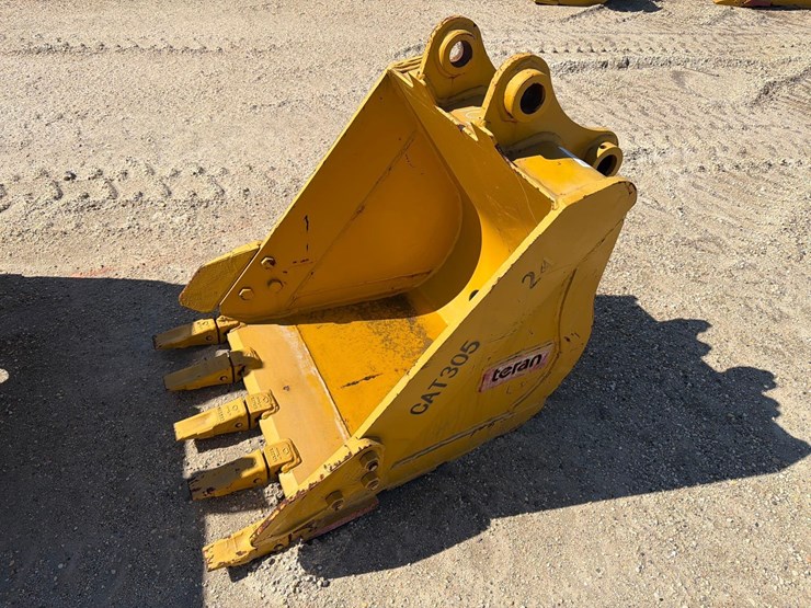 caterpillar-305-image-1