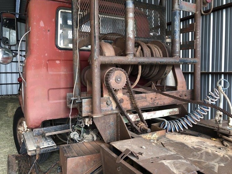 offsite--1976-mack-u-685-image-6