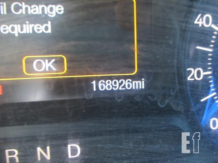 2018-ford-explorer-image-17