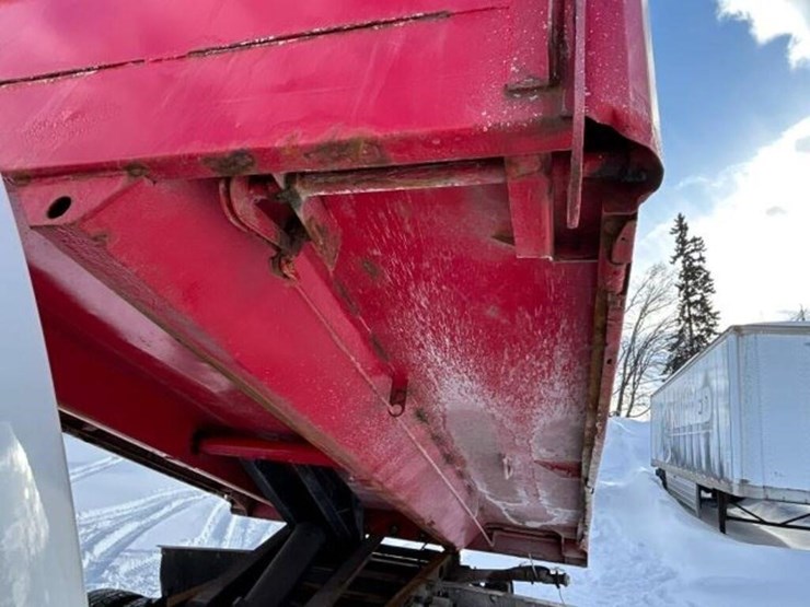 2015-ford-f550-xl-image-71