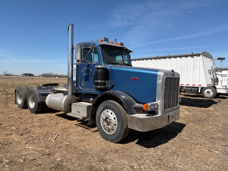 1988-peterbilt-378-image-1
