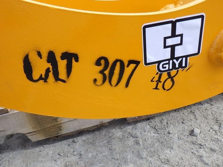 caterpillar-307-image-5