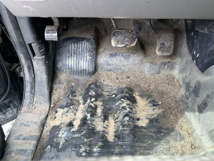 2016-ford-f150-xlt-image-15