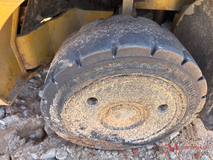 caterpillar-2c6000-image-10