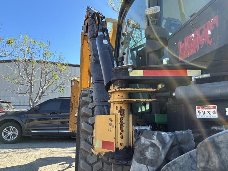 2005-john-deere-7130-image-13