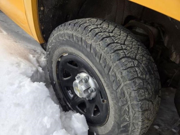 2016-chevrolet-silverado-1500-image-13