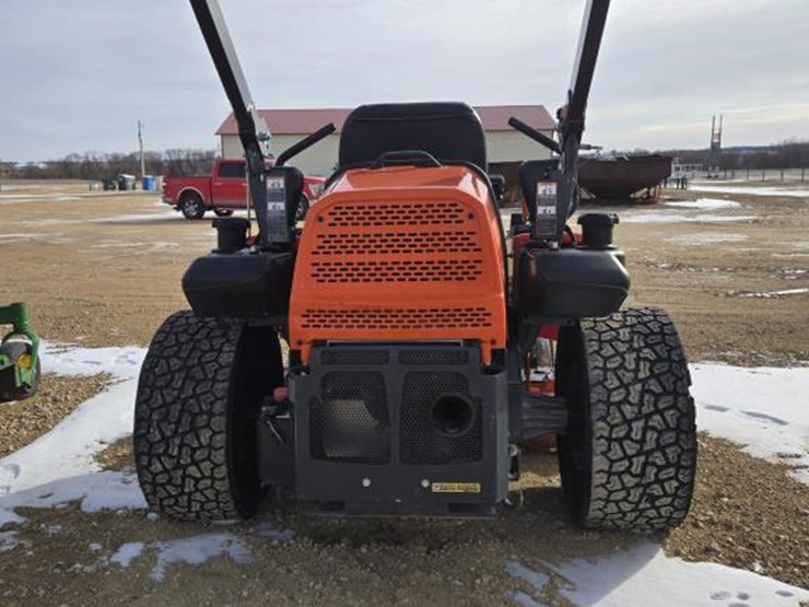 kubota-zg327-image-5