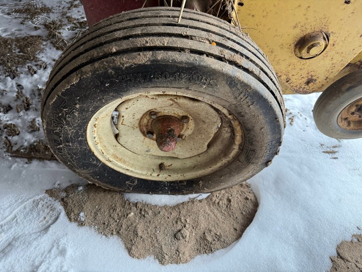 new-holland-278-image-19