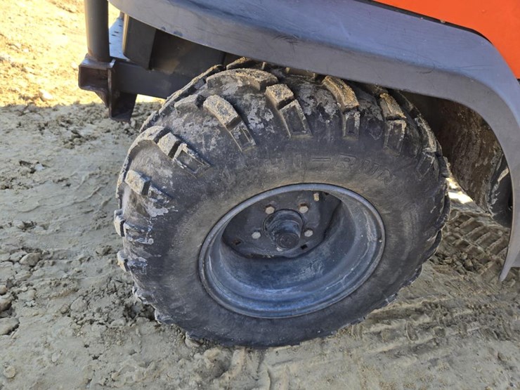 2013-kubota-rtv900xt-image-16