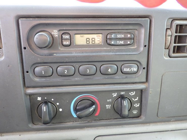 2003-ford-f350-image-30