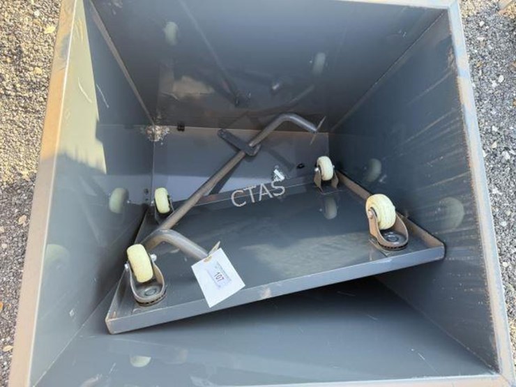 #107-•-mobile-self-loading-dumping-hoppers-image-2