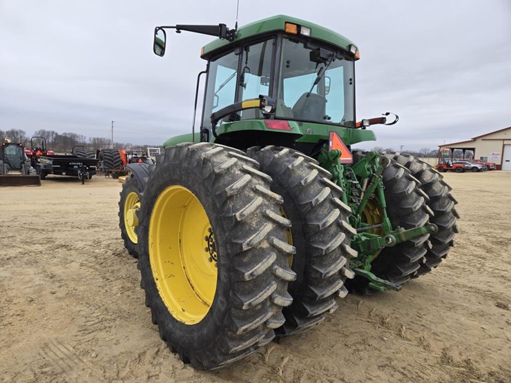 2001-john-deere-7810-image-13