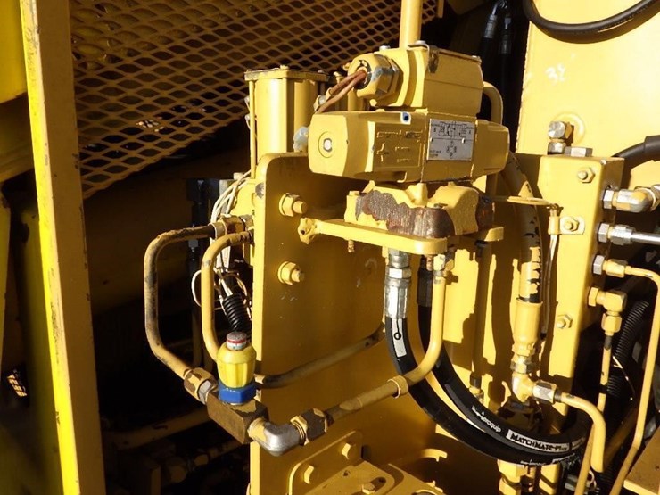 grove-telescopic-boom-lift-image-24