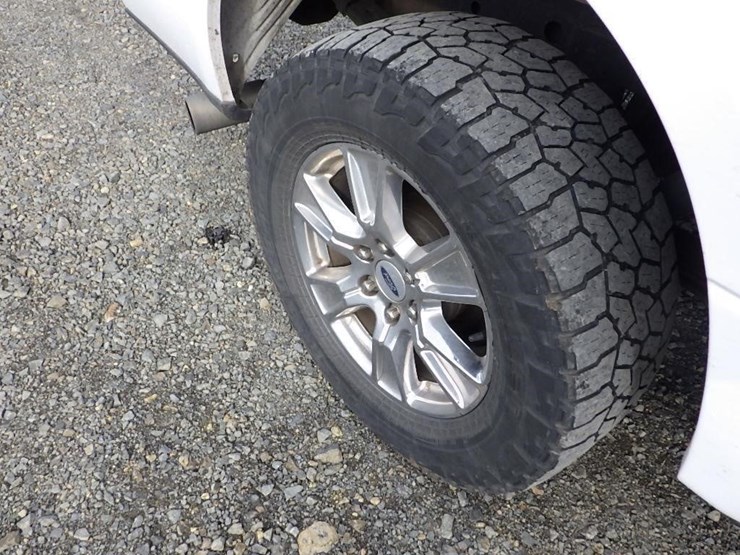 2016-ford-f150-image-17