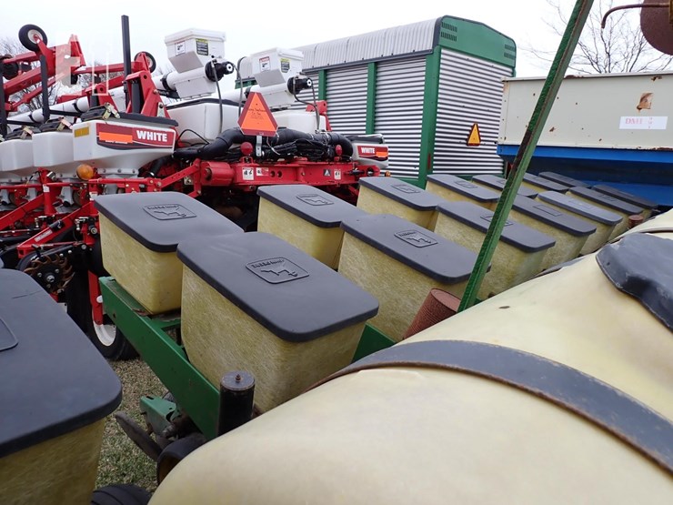 john-deere-7000-image-5