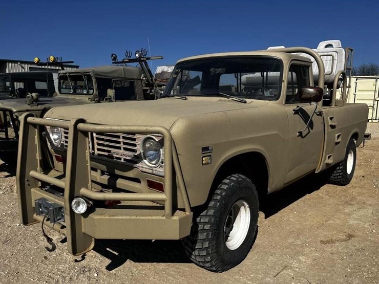 international-1110-image-1