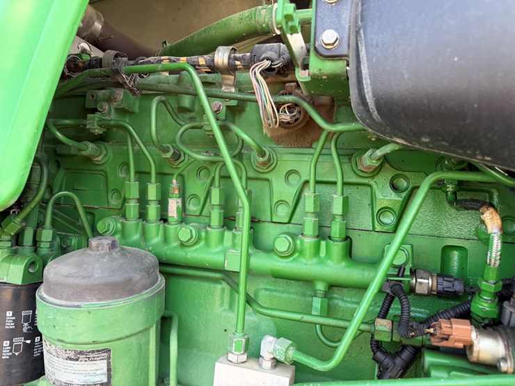 john-deere-8320rt-image-68