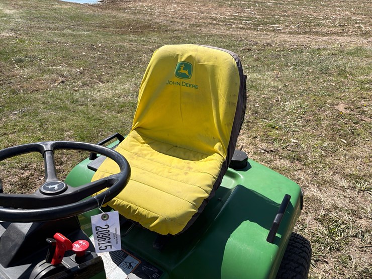 john-deere-425-image-9