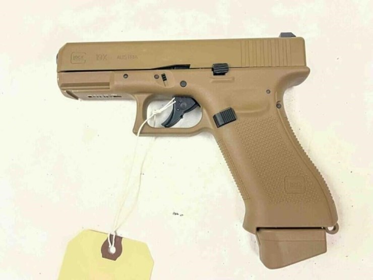 glock-pistol-image-1