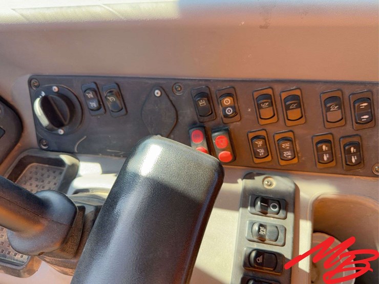 2021-case-221f-image-23