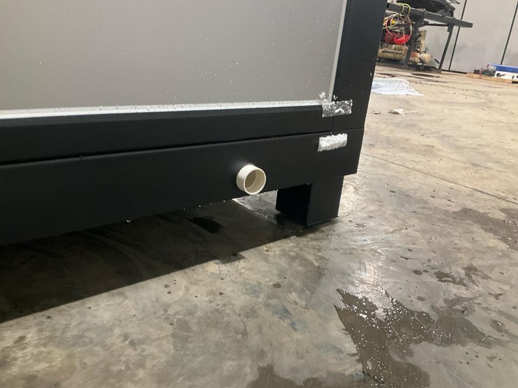 #4031-•-unused-2025-kj-portable-restroom-image-4