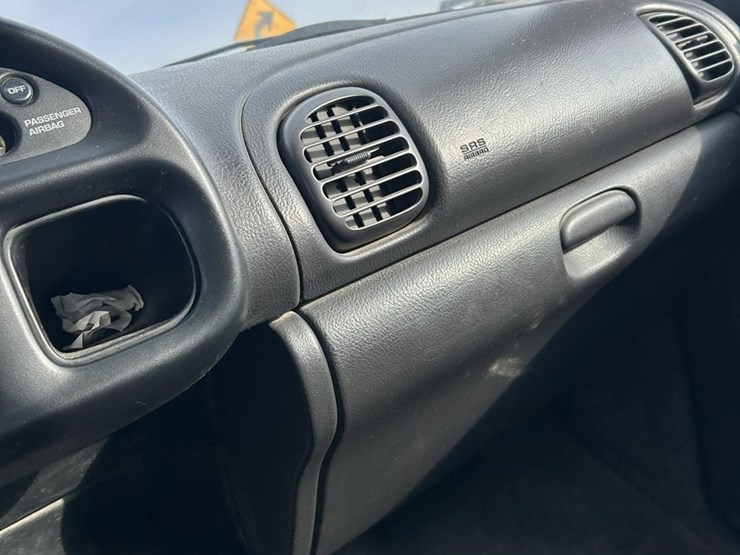 2001-dodge-ram-3500-image-18