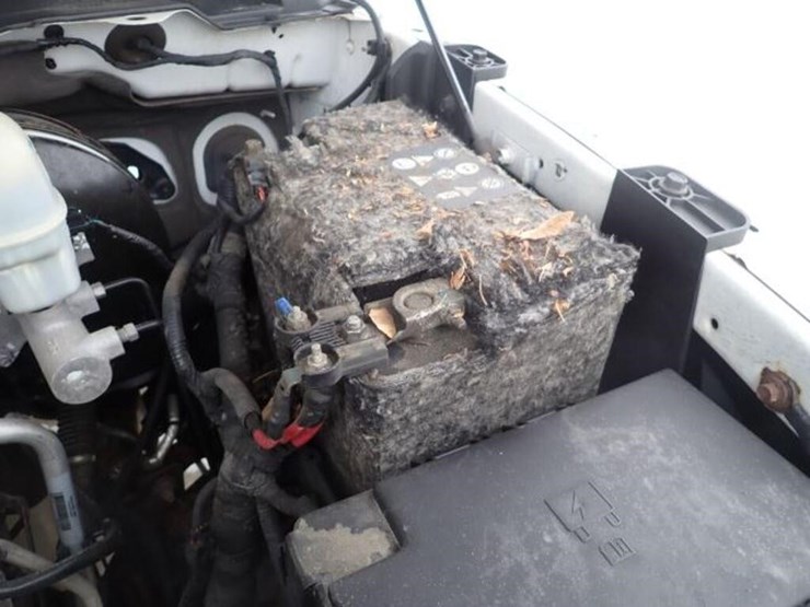 2015-dodge-1500-image-46