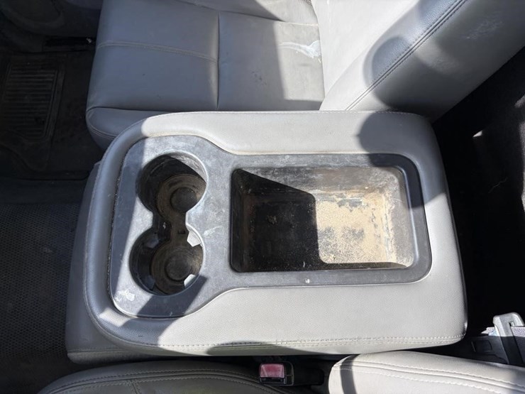 2009-chevrolet-silverado-3500hd-image-15