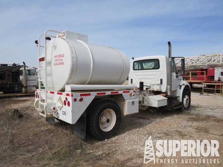 2012-international-durastar-4300-image-3