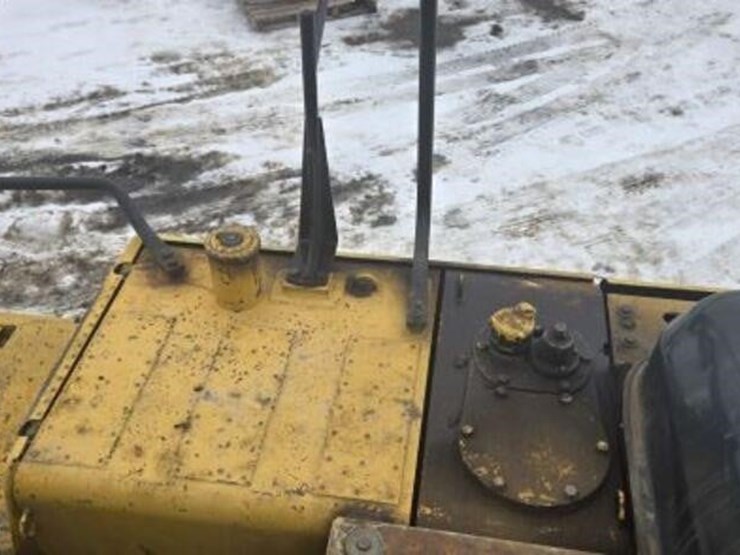 2007-komatsu-pc270-lc-8-image-31