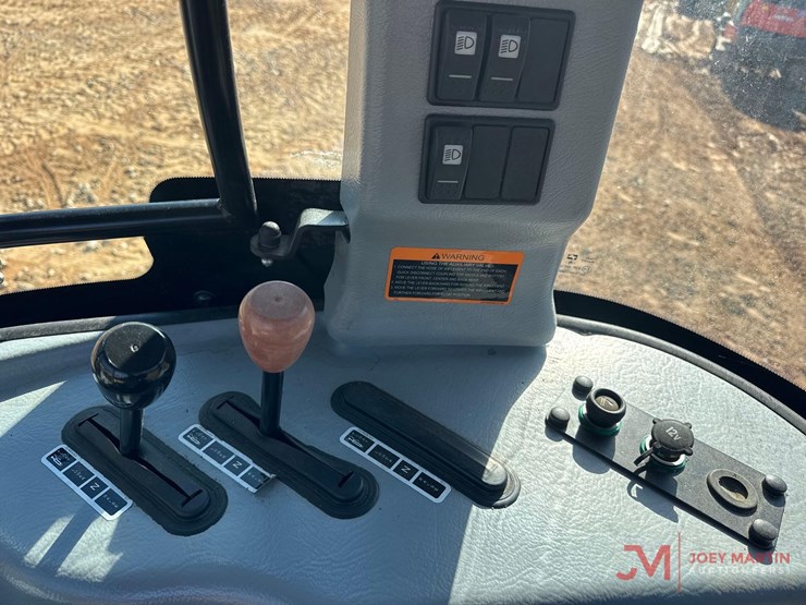 mahindra-mpower-75p-image-25