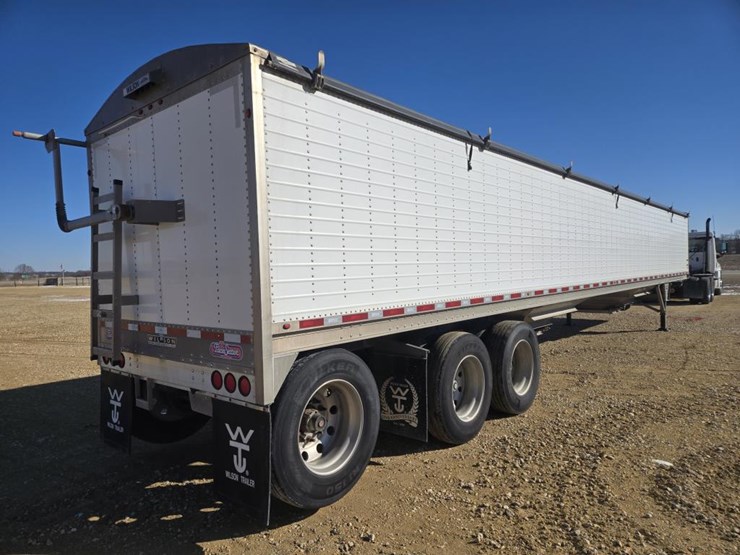 2016-wilson-grain-trailer-image-18