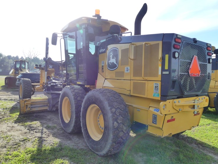 2020-deere-670gp-image-3