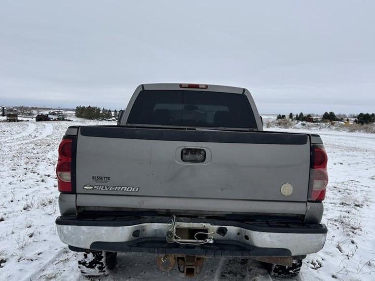 2007-chevrolet-silverado-2500hd-image-6