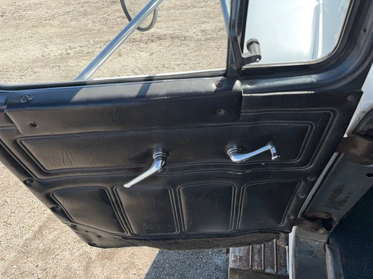 mack-rd688s-image-13