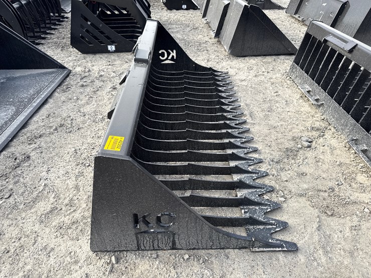 #2096-•-unused-76"-skid-steer-high-side-bucket-inv#-42352-image-5