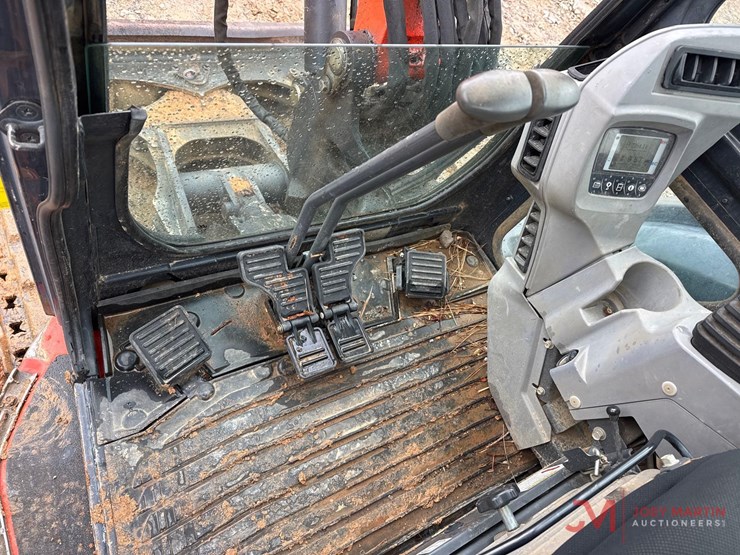 2012-kubota-kx057-4-image-24