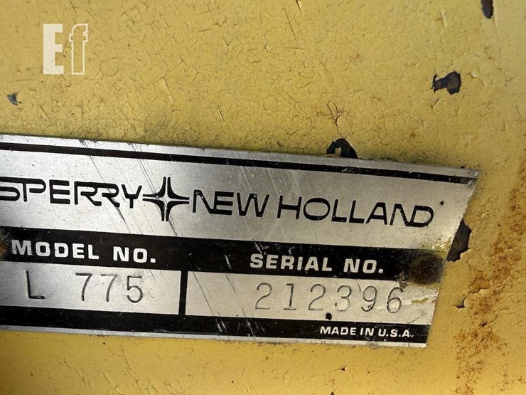 new-holland-l775-image-8