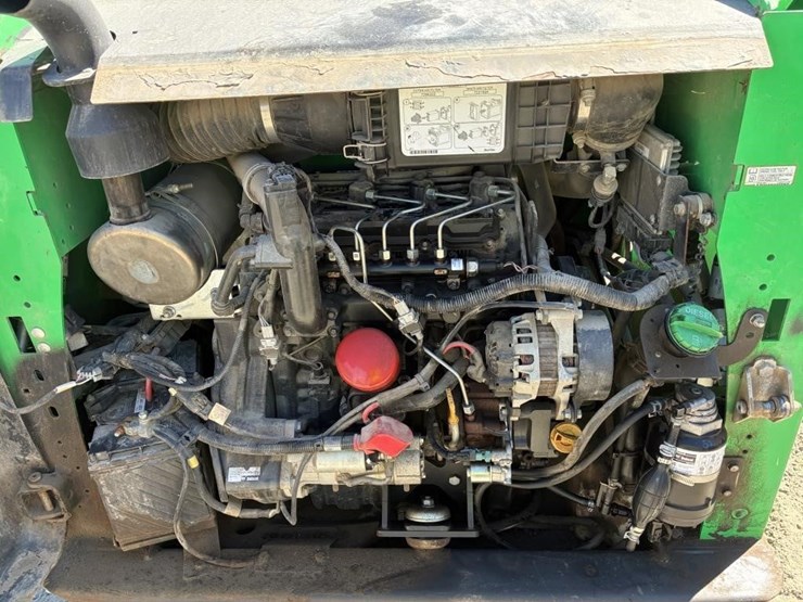 2020-bobcat-t550-image-19