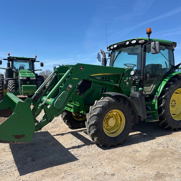 2013 JOHN DEERE 6125R