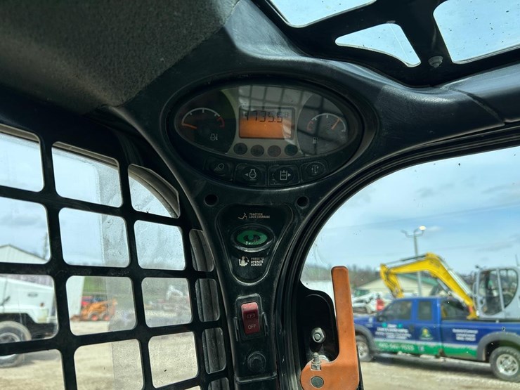 2020-bobcat-s590-image-26