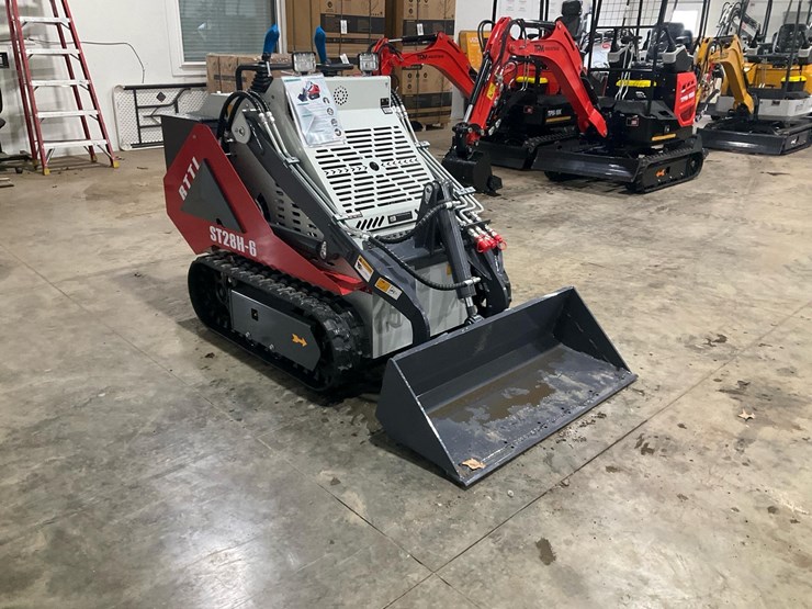 #1003-•-unused-2025-bttl-st28h-6-mini-skid-loader-image-4