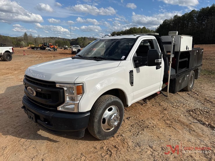 2020-ford-f350-xl-image-4