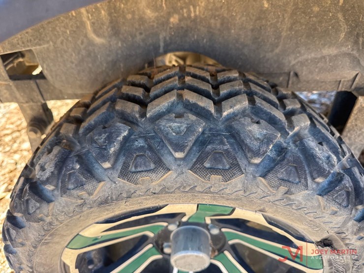 evolution-turfman-800-electric-golf-cart-image-11