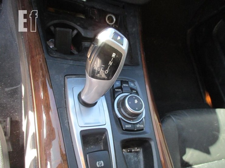 2011-bmw-x5-image-15